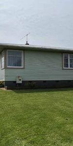 Tidy 2 Bedroom Home - Photo 4