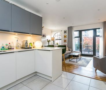 2 bedroom apartment to rent - Photo 3