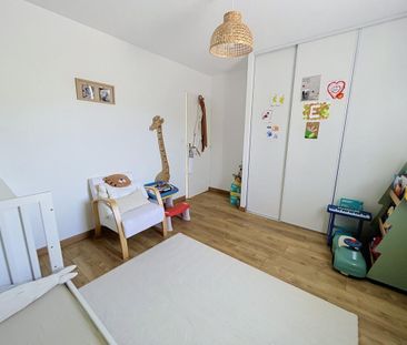 Location Maison 4 pièces 115m² VAL DE VIRVEE 33240 - Photo 2