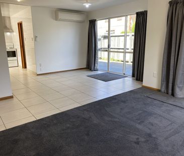 Grand on George! - Photo 1