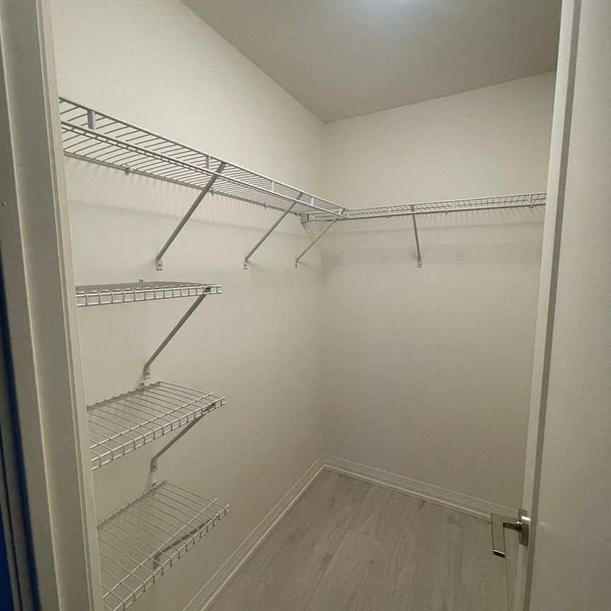 For Lease - 27 Korda Gate Unit# 1704, Vaughan, Ontario - Photo 1