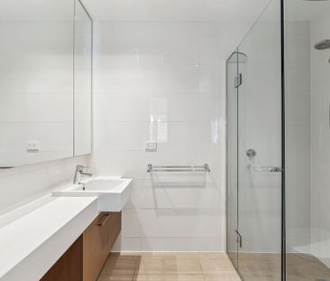 26 Ormond Blvd , BUNDOORA - Photo 1