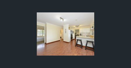 4 MONTH TENANCY ONLY AT THIS STAGE - Photo 2