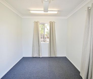Charming Apartment in Norman Gardens! - Photo 1