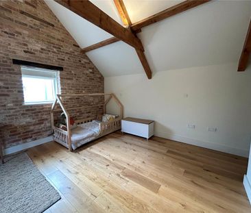 3 bedroom detached house to rent - Photo 3