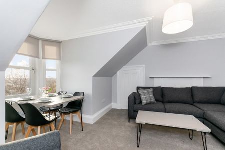 4 bedroom apartment to rent - Photo 4
