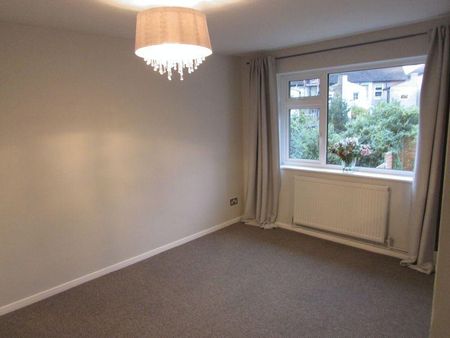 2 bedroom property to rent - Photo 2