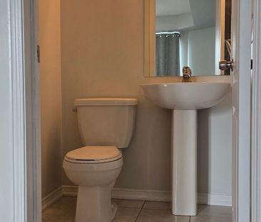 For Lease - 2496 Post Road Unit# 7, Oakville, Ontario - Photo 5