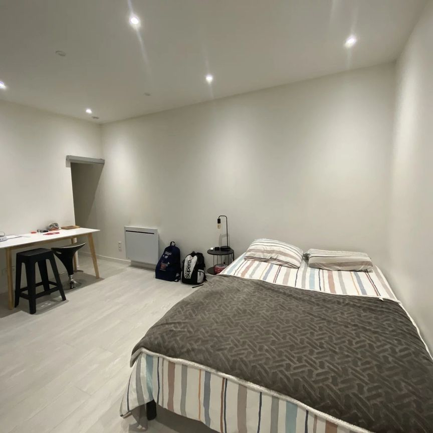 Location Appartement 1 pièce 22m² VALENCE 26000 - Photo 1