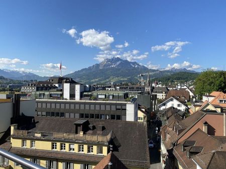 Ein Bijoux über den Dächern der Stadt Luzern - Photo 3