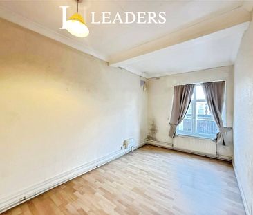 2 bedroom apartment to rent Wimborne Road, Moordown, Bournemouth, BH9 - Photo 3