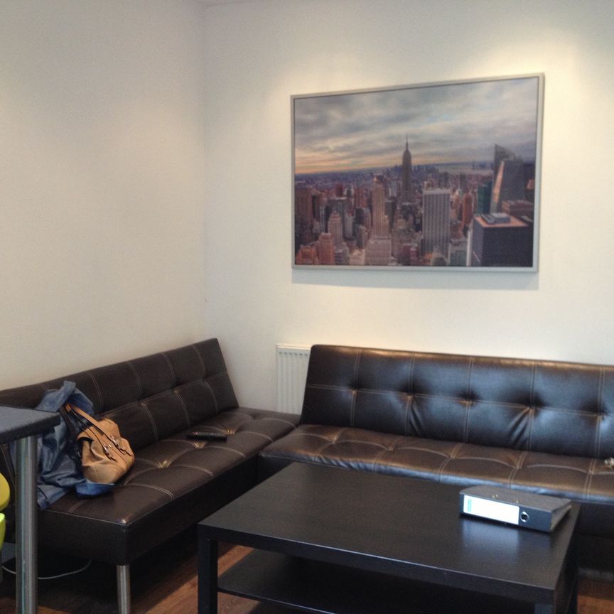 293 Warwards Lane Selly Oak - Photo 1