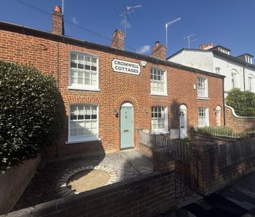 2 bedroom terraced house to rent - Photo 4