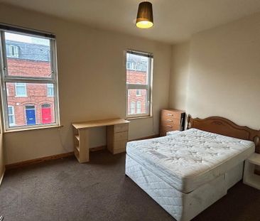 All Bedrooms Upstairs, 5 Westminster Street, Botanic Area ~ Behind ... - Photo 6