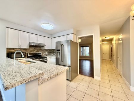 For Lease - 163 Willow park dR Drive, Brampton, Ontario - Photo 5