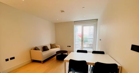 1 Bedroom 1 Bathroom - Photo 3