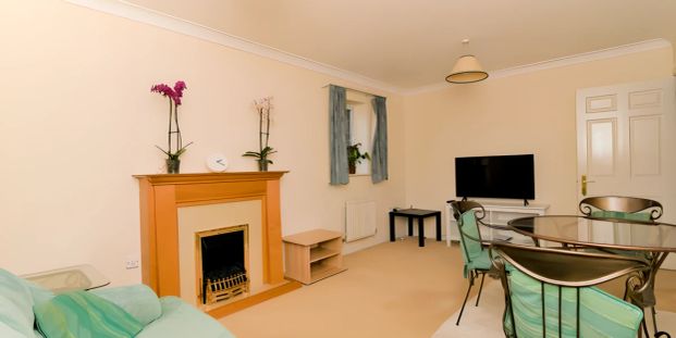 Entire Place·2B2B···6 Seymour House - Photo 1