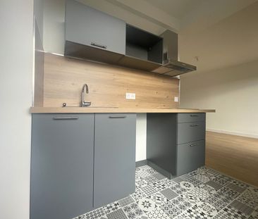 Location Appartement 2 pièces 38m² - Photo 2