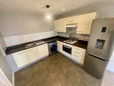 2 bedroom apartment to rent - Photo 4