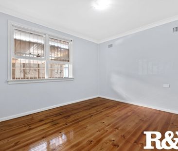 Newly Renovated Home - Photo 2