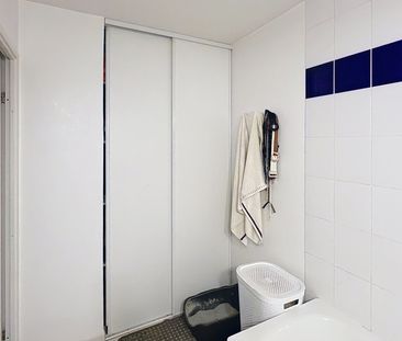 Coquet appartement T2 de 43 m2 avec balcon et place de parking en s... - Photo 5