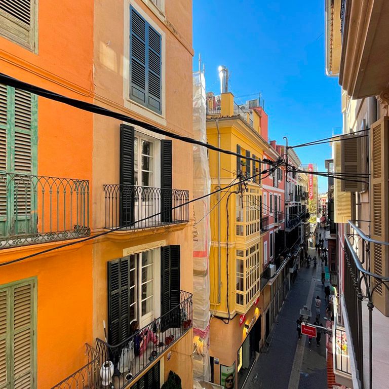 Apartamento de lujo amueblado, un dormitorio, un baño, zona Plaza de Cort, Casco Antiguo. - Photo 1