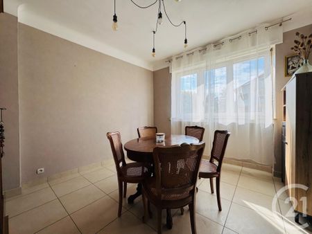 Location Appartement 3 pièces 59m² LE BAN ST MARTIN 57050 - Photo 3