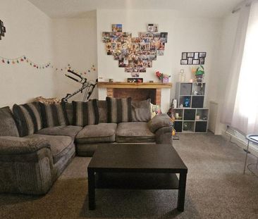 2 bedroom cottage to rent - Photo 1