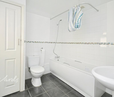 3 bedroom terraced house to rent - Photo 4