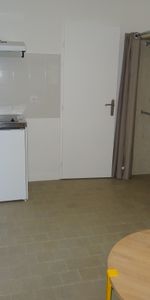 Location Appartement 1 pièce 23m² MONTPELLIER 34090 - Photo 3