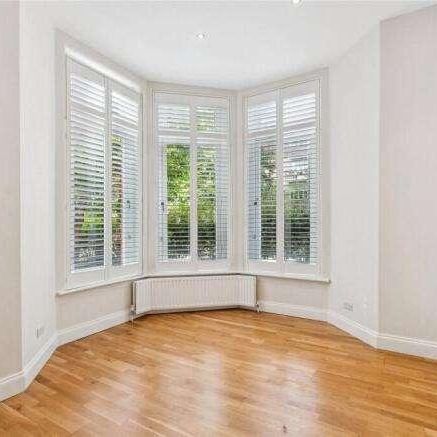 Eton Avenue, London, NW3 - Photo 1