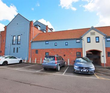 1 bedroom ground floor flat to rent - Photo 5