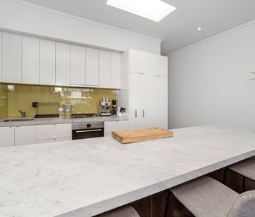 1/8 Bluff Rd, Black Rock VIC 3193 - Townhouse For Rent | Domain - Photo 4