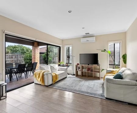 Lalor - Photo 3