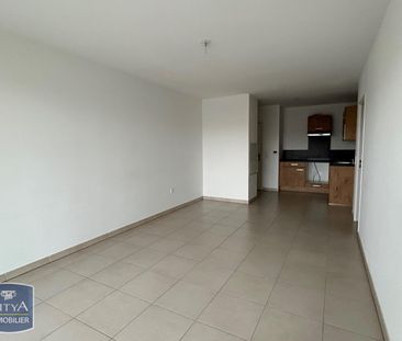 Location Appartement 2 pièces 50m² MARSEILLE 15ème - Photo 1