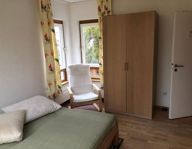 Zimmer mit Wintergarten in Berufstätigen WG - Photo 1