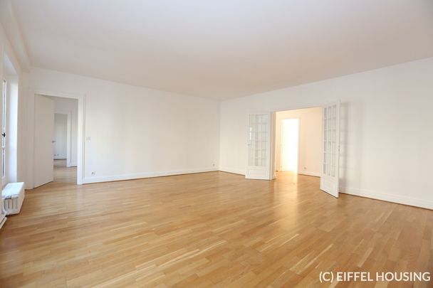 Tout savoir sur cet appartement dans le quartier Saint Philippe du Roule, à Paris 8ème - Photo 1