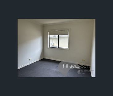 50B Bayview Street, Runaway Bay, Qld 4216 - Photo 4
