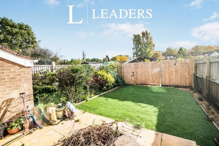 3 bedroom terraced house to rent - Photo 4