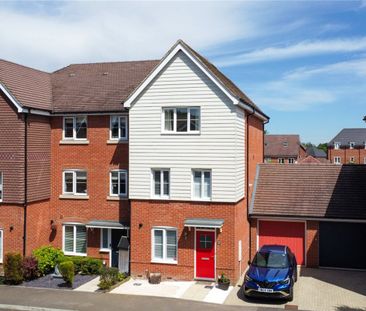Jasmine Square, Woodley, Reading, Berkshire, RG5 - Photo 3