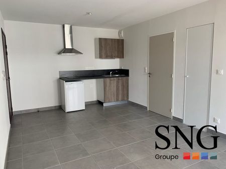 T2 AVEC BALCON, JARDIN ET PARKING - Photo 2