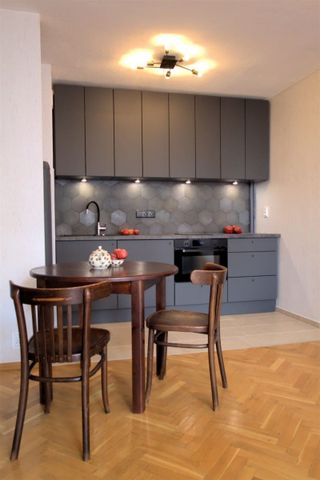Mieszkanie do wynajęcia 3 pokoje Krochmalna, Warszawa 50 m² - Фото 5