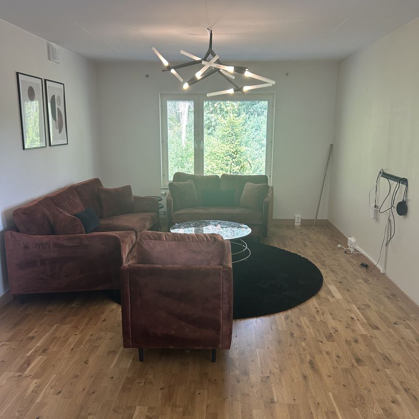 Småbrukets Backe, Huddinge - Foto 1