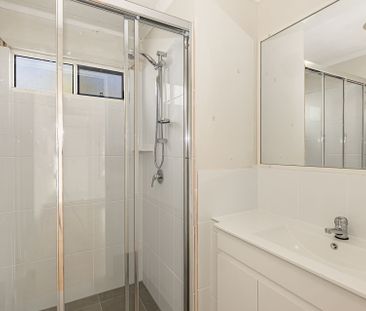 2/60 Queens Road, Hermit Park - Photo 4