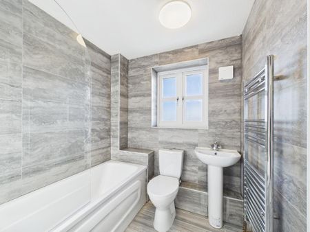 2 bedroom apartment to rent - Photo 3