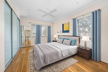 4 Bedroom Stunning Family Home - Photo 4