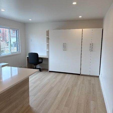 Studio moderne avec vue sur le Lac des Nations – TOUT INCLUS - Photo 4