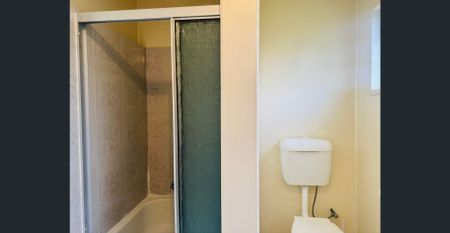 Charming 2-bedroom flat in Moruya - Photo 4