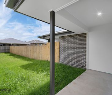 MODERN 2BED HOME WITH LARGE FULLY FENCED BACKYARD - Photo 3