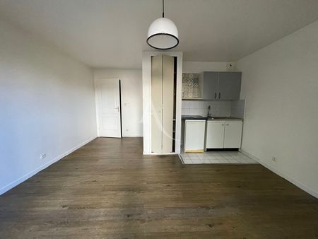 Location Appartement 1 pièce 29m² - Photo 3